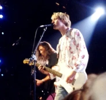 Nirvana Members Reunite, Accept MTV Vanguard Award