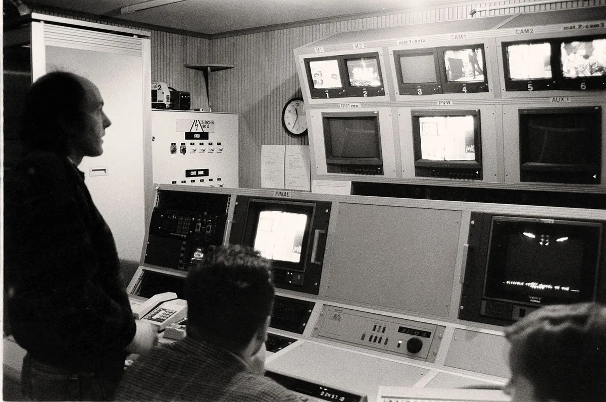 Television turns serious public life into entertainment and pleasure
