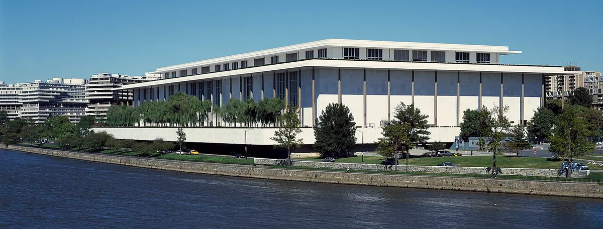 Report: Kennedy Center Close to Bankruptcy