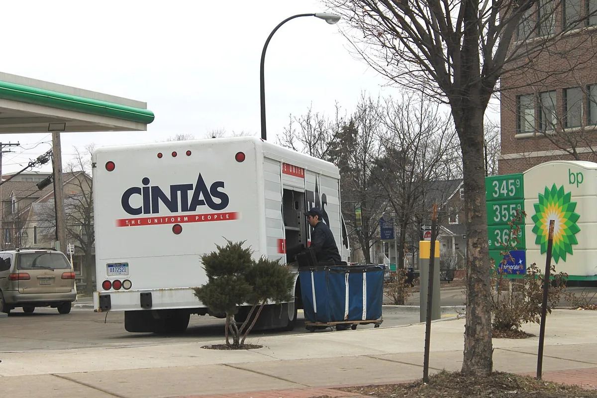 FTC reportedly plans suit against $5.5B Cintas-UniFirst deal
