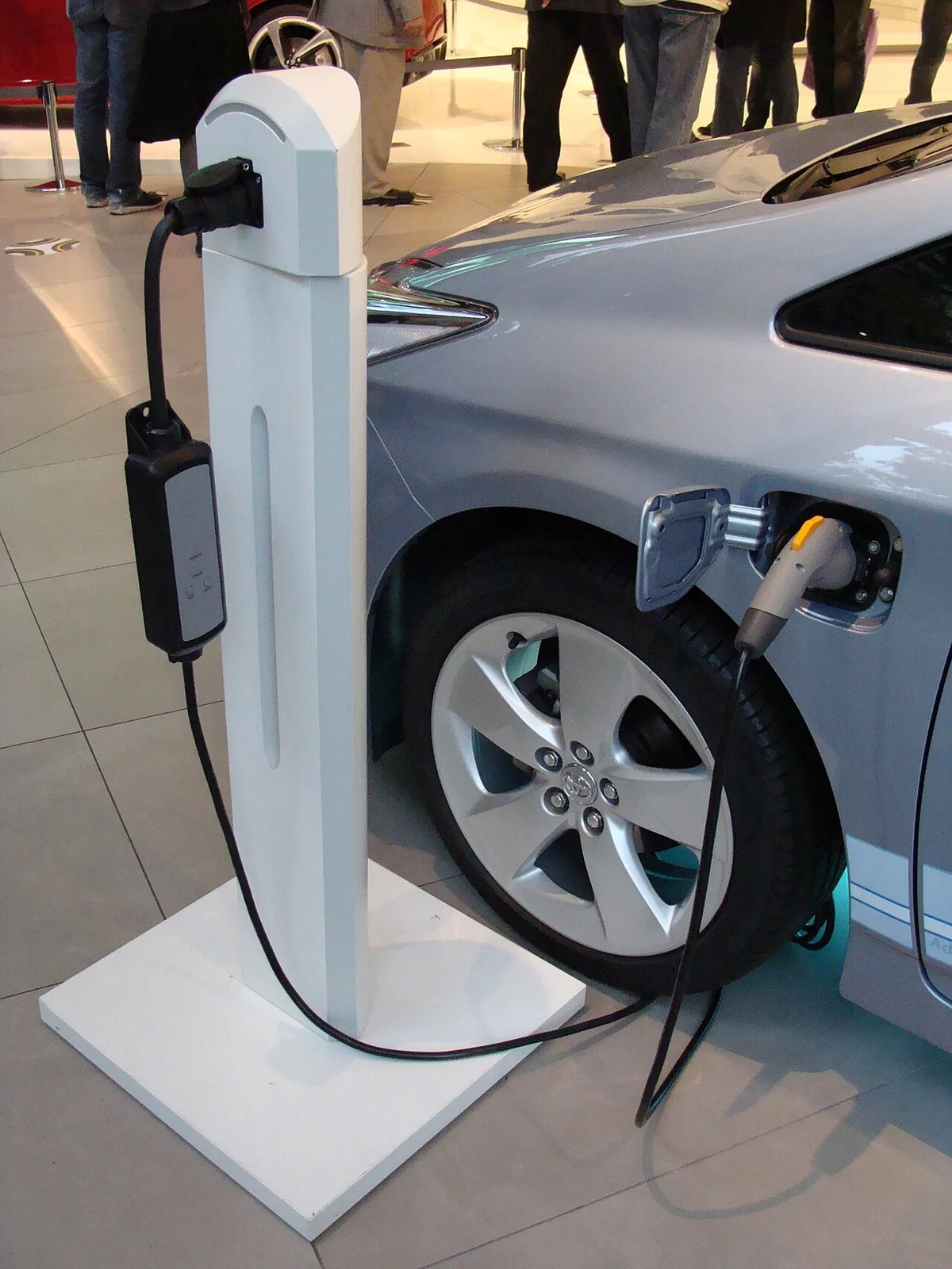 Democrats show cooling interest in electric vehicle tax credits