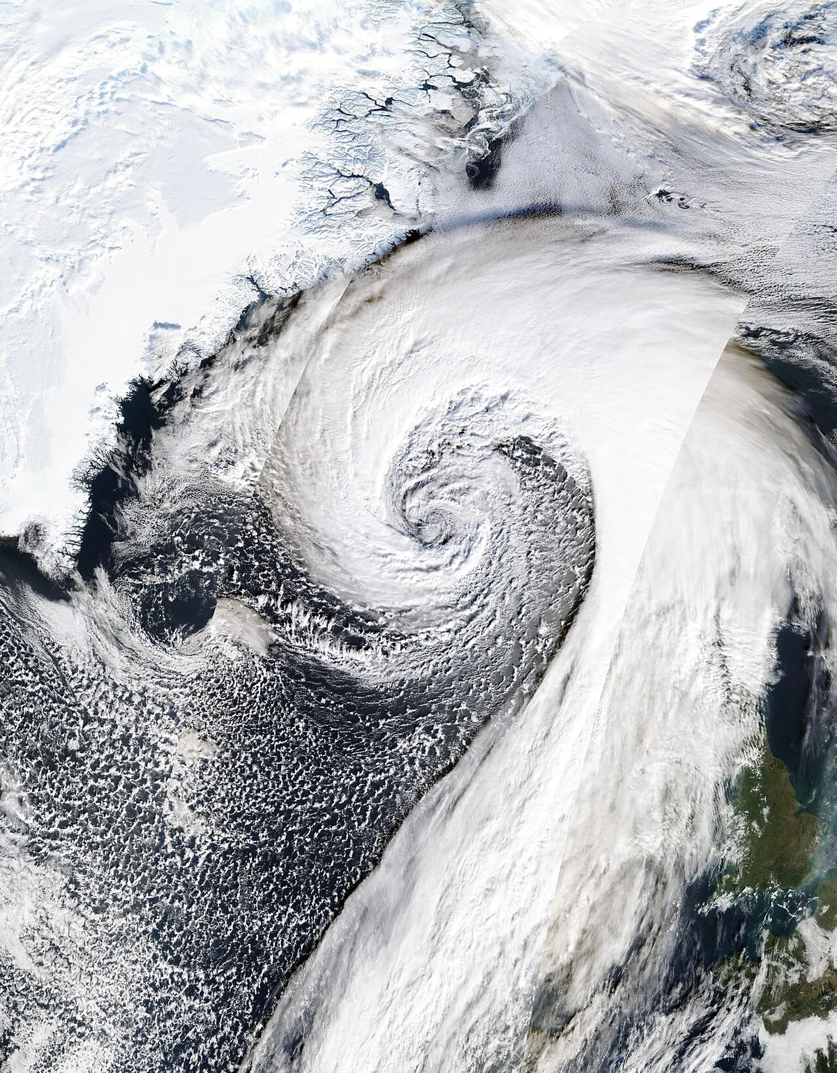 Storm Austen leaves 168,000 homes without power