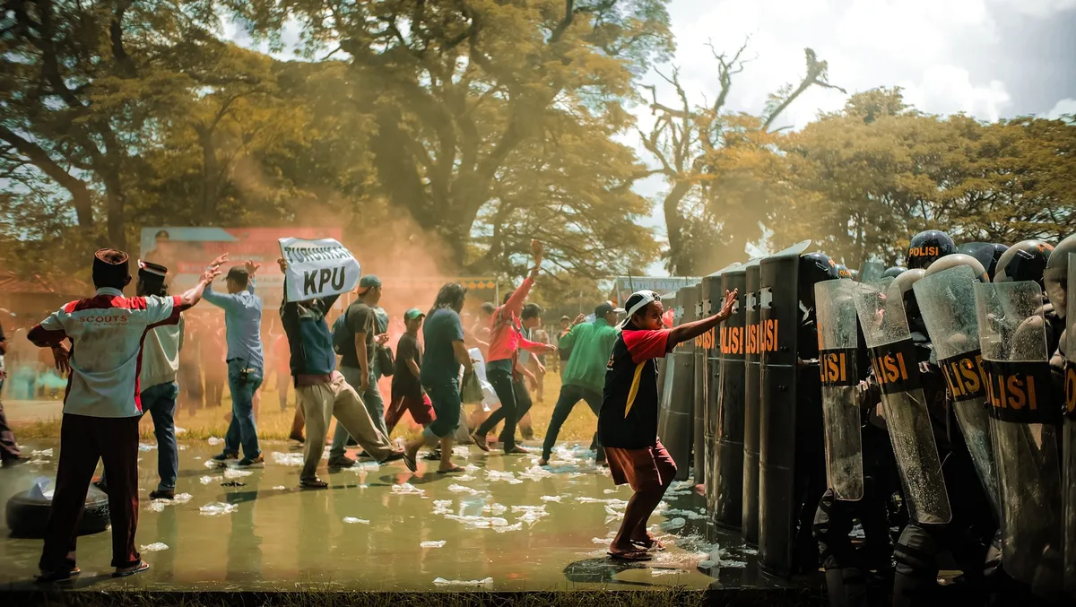 Albanian police fire rubber bullets as student protests rage