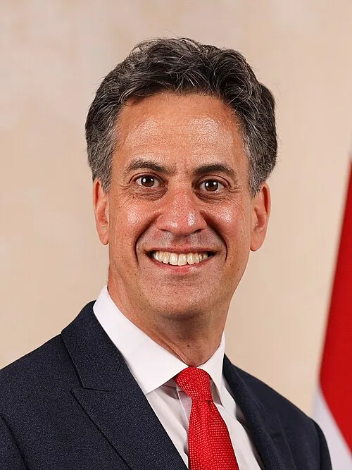 UK Warns Iran Over Threats on British Soil