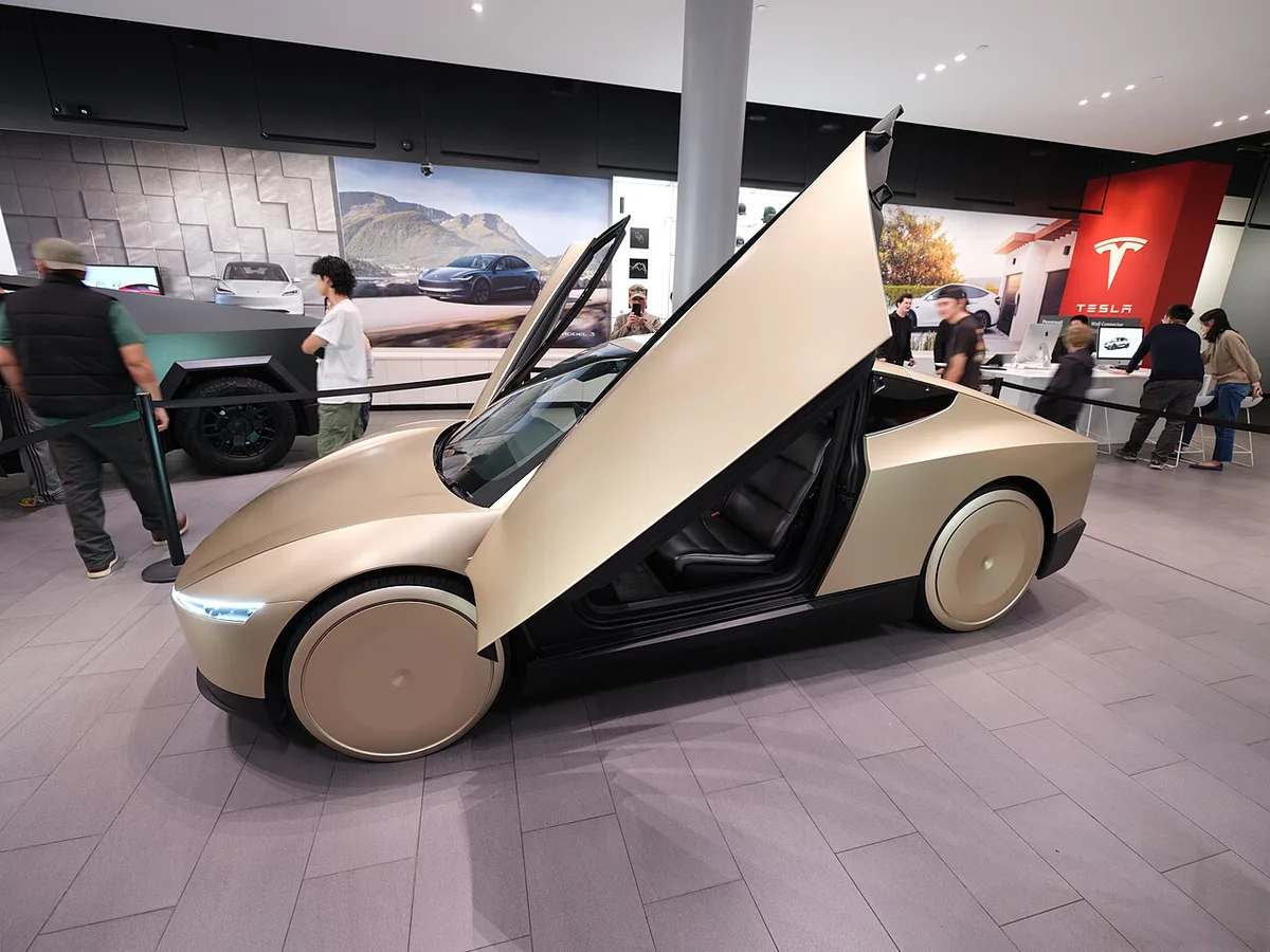 NHTSA Investigates Tesla Austin Cybercab Deployments