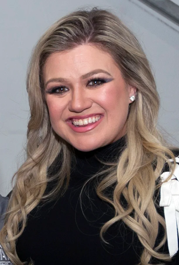Kelly Clarkson says Brooklyn shop treated her like Pretty Woman character