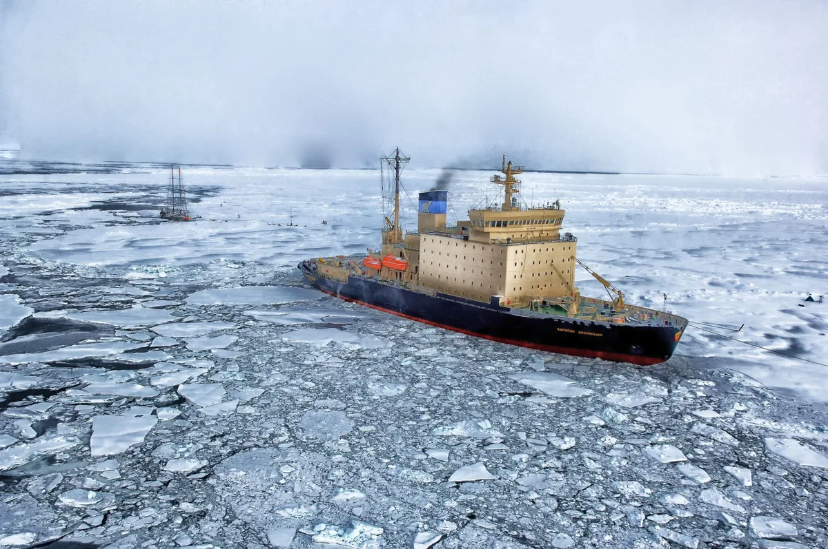 US Heightens Arctic Surveillance of Chinese Vessels