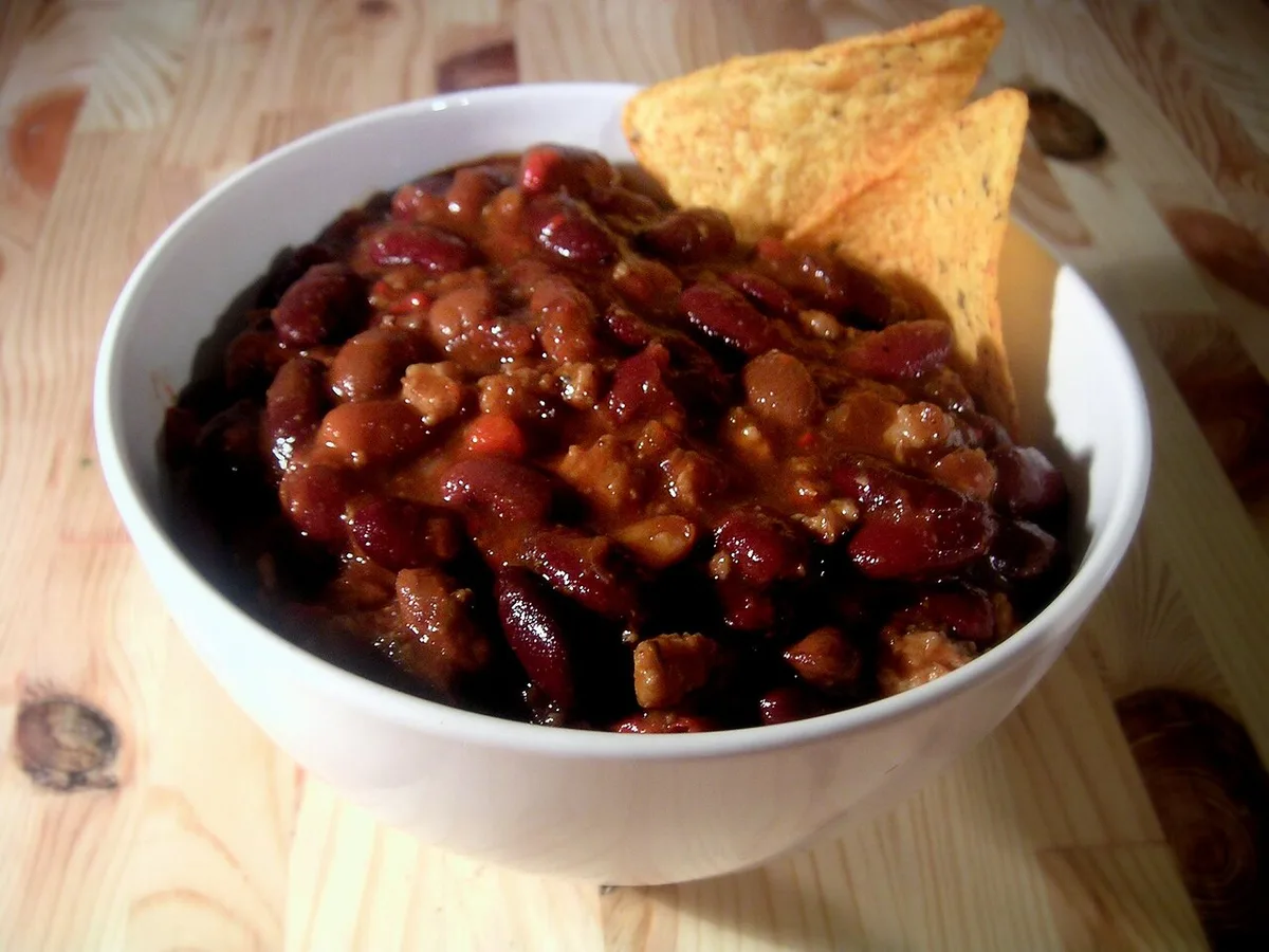 Midwest Restaurants Preserve Chili, Sandwich Traditions
