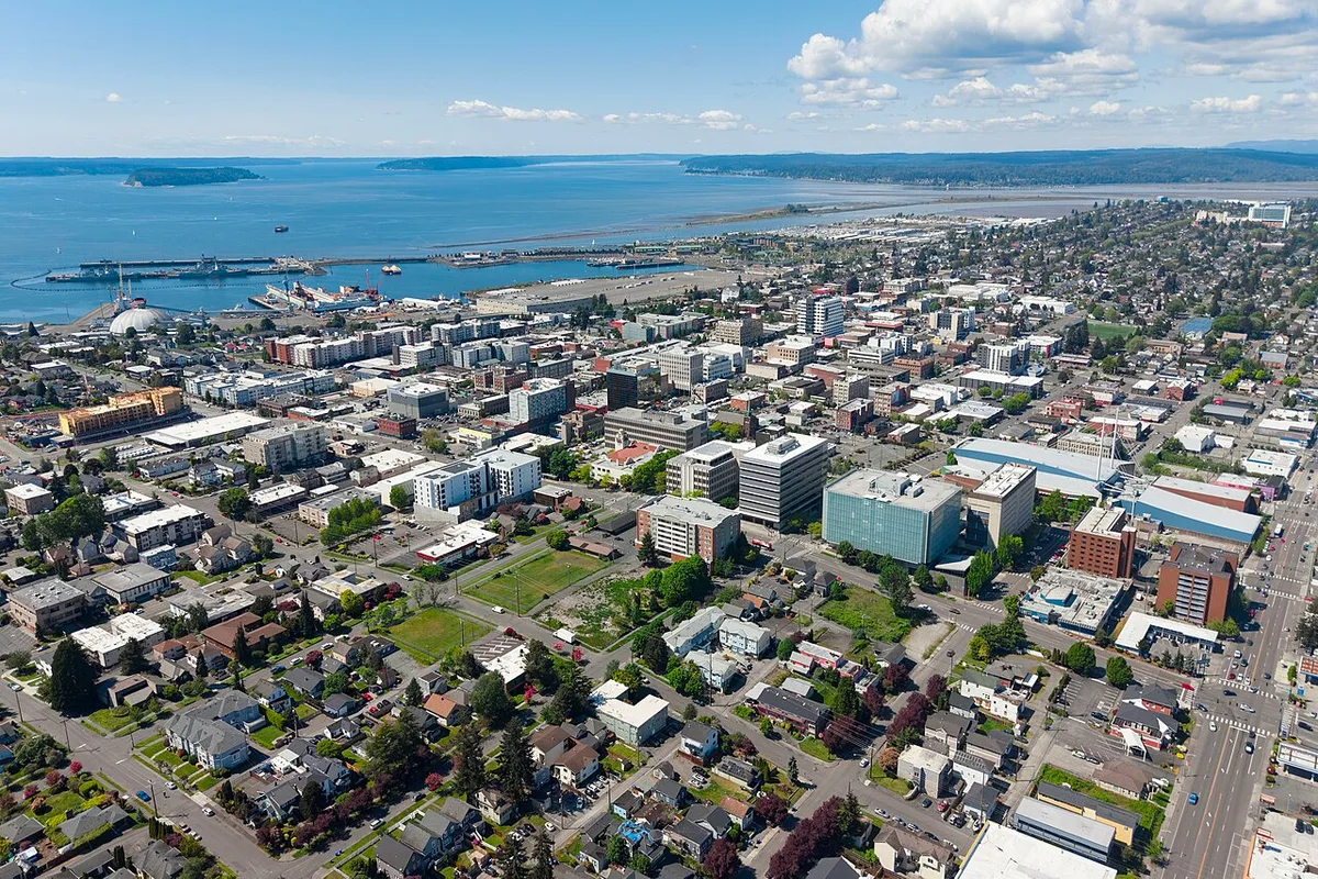 Everett Schools Agree to $275K Bible Group Settlement
