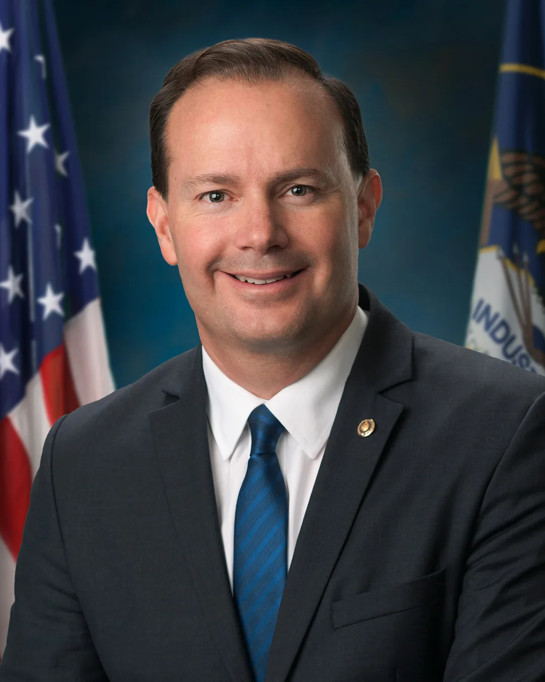 Senator Lee blocks bill to bar Kennedy Center demolition