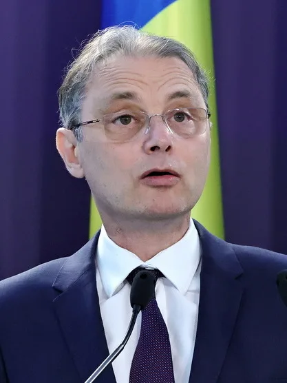 Romanian parliament elects Niculescu prime minister after five-month impasse