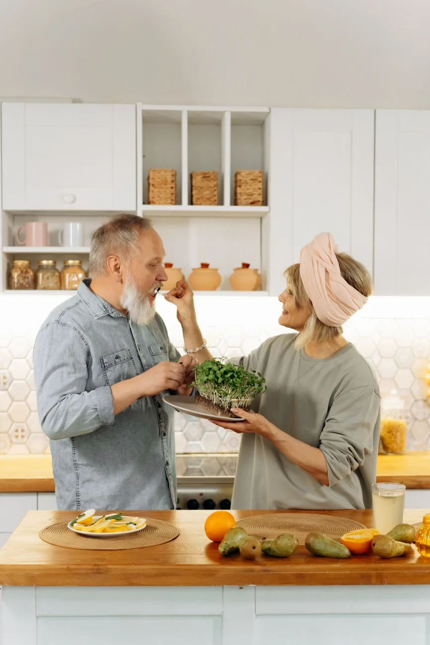 Nutrition Research Examines Weight Loss, Healthy Aging