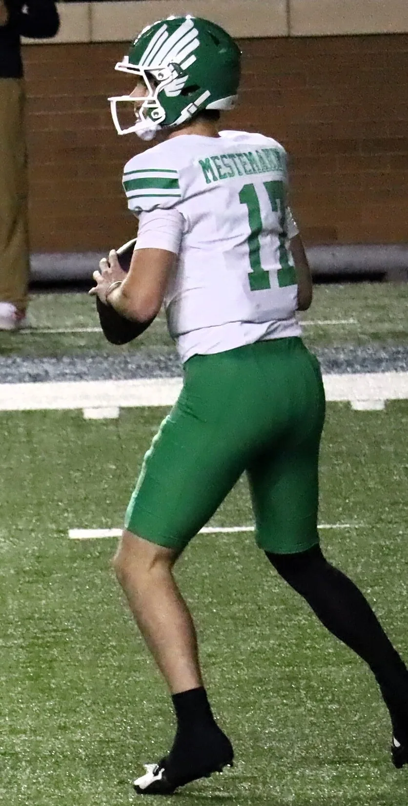 Mestemaker Surges to Lead 2027 QB Draft Poll With 17 Votes