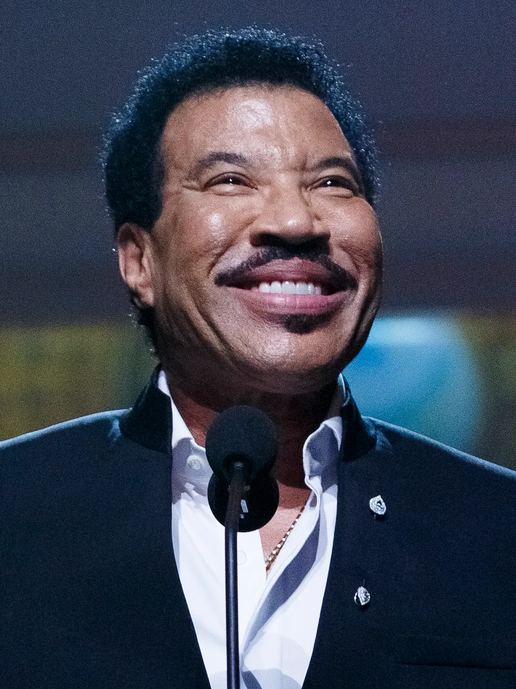 Lionel Richie rushed to hospital after illness