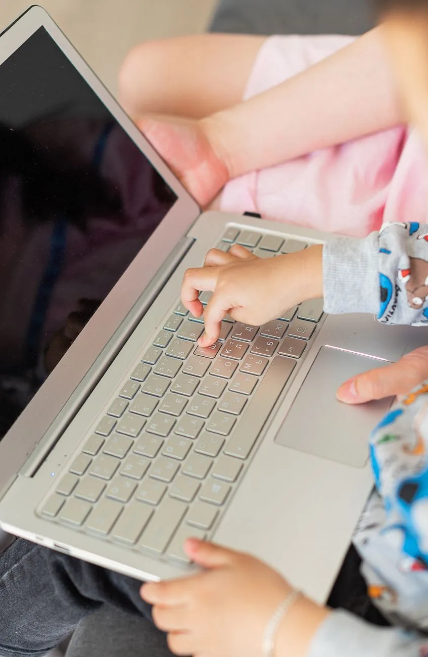 Study finds one in 43 US children had data exposed