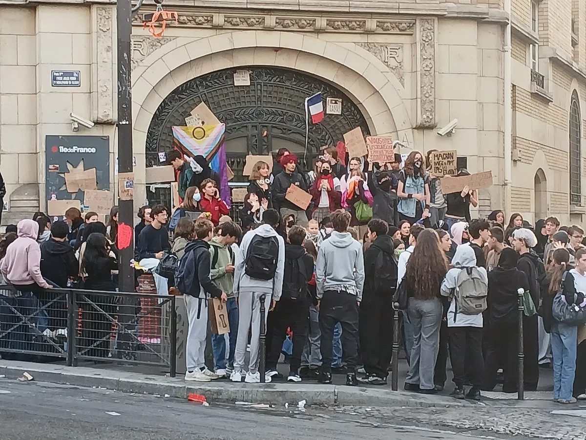 France Deploys 70,000 Officers Nationwide for Protests