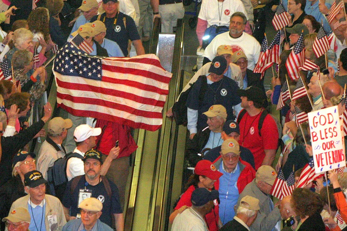Veterans return from Honor Flights nationwide