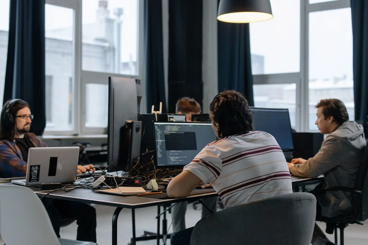 Mindwave signs 12-month software development agreement with F