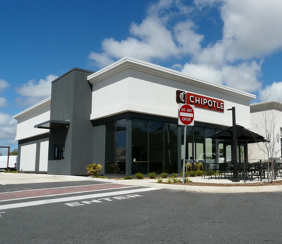 Chipotle Opens Florida Site, Plans Serbia Opening