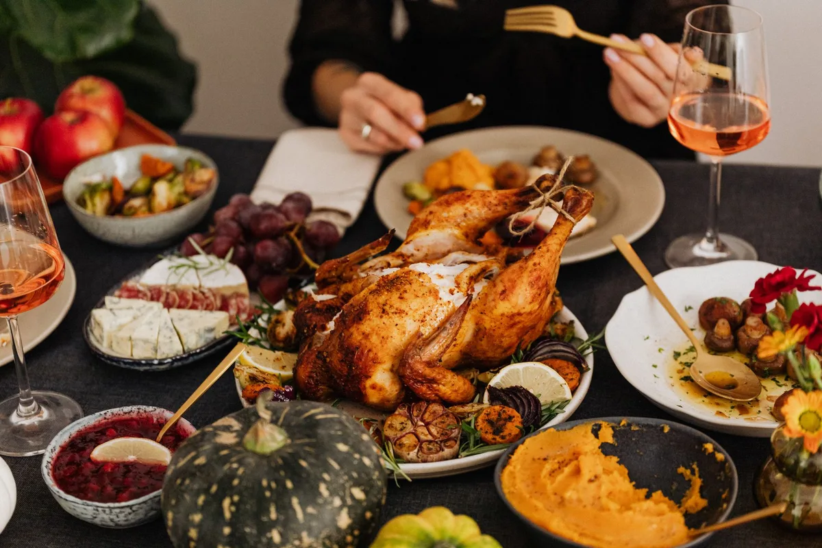 Walmart Revives $35 Holiday Meal Basket at Lowest Price Since 2022
