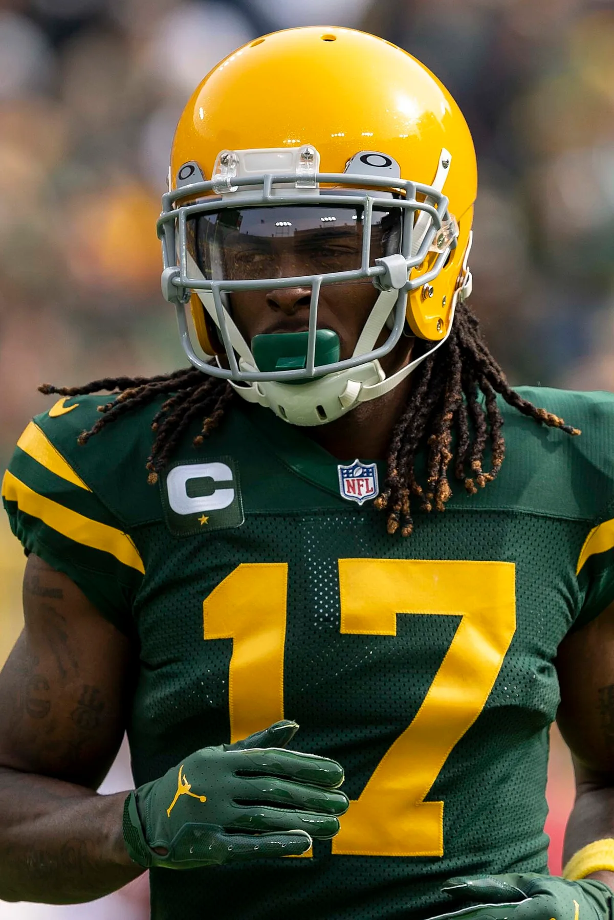 Rams Lose Adams for Six Weeks and Grupe for Season to Injuries