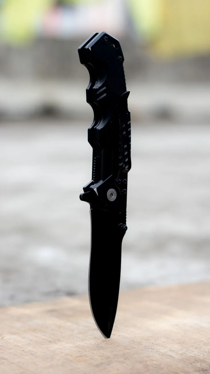 5th Circuit Rules Switchblades Qualify as Protected Arms