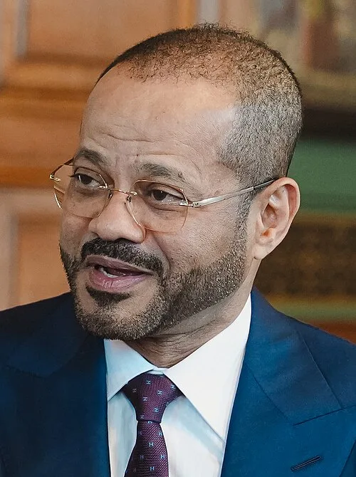 Hormuz Talks: Mixed Signals on Reopening