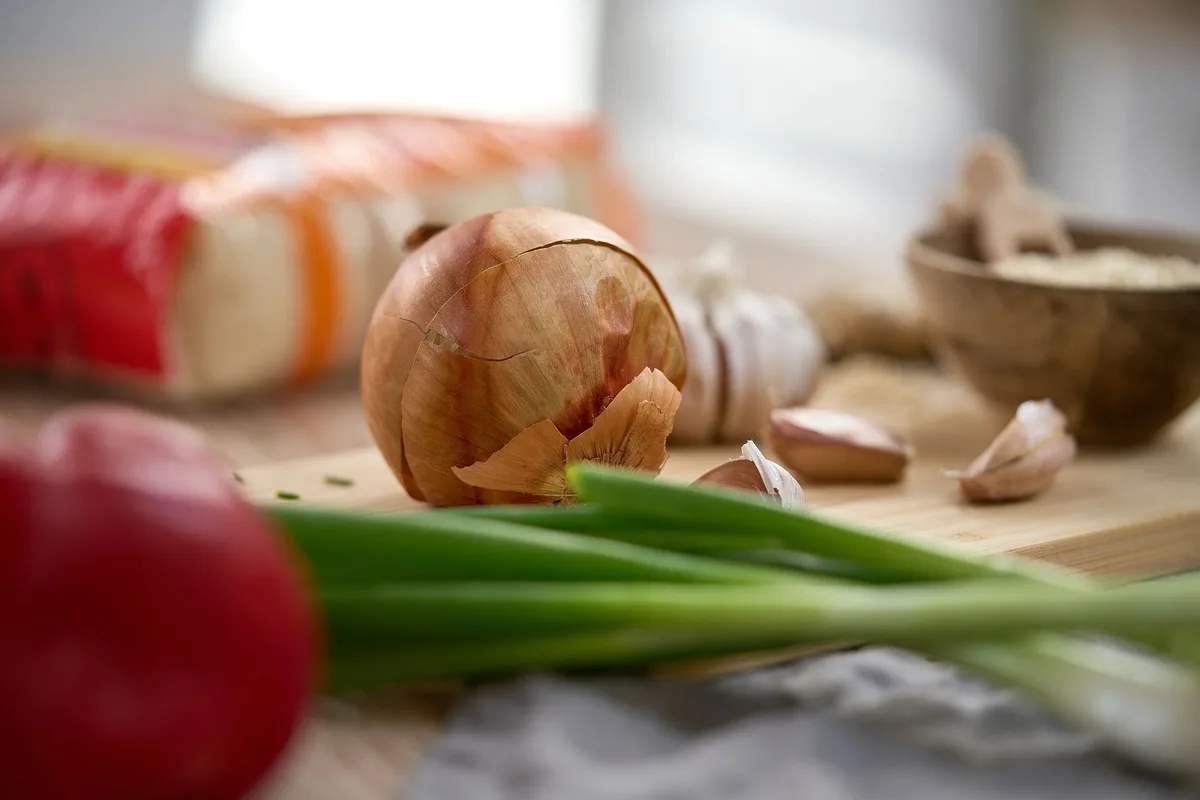 Dove names garlic, onions and red meat among foods that may alter body odor