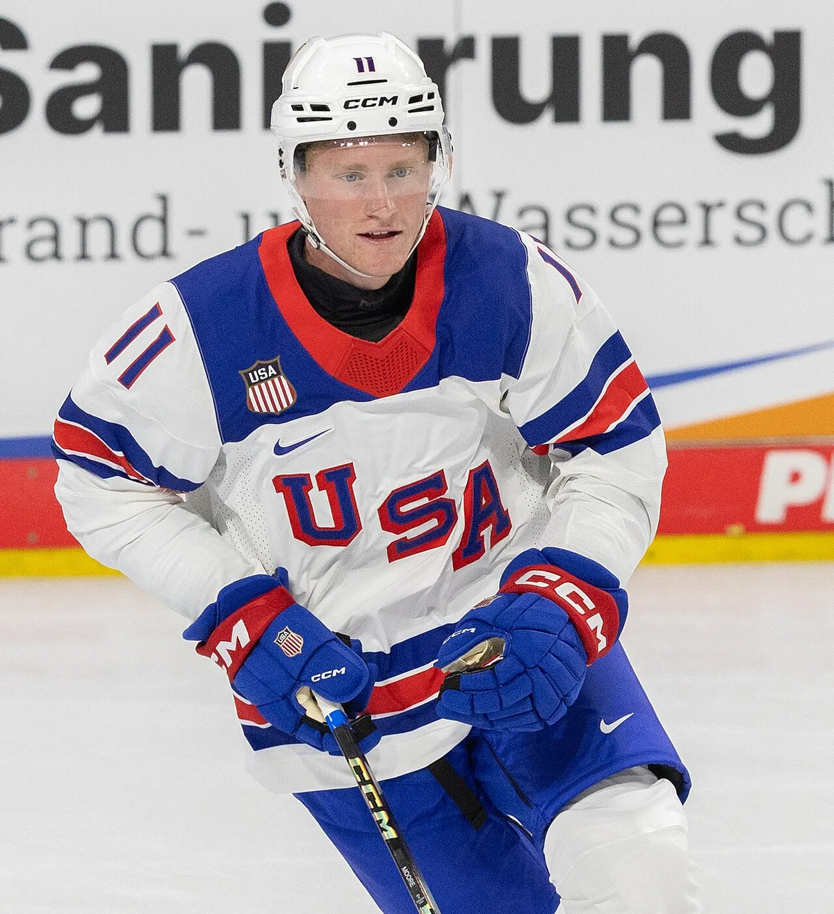Blackhawks Sign Oliver Moore to $21.25M Extension