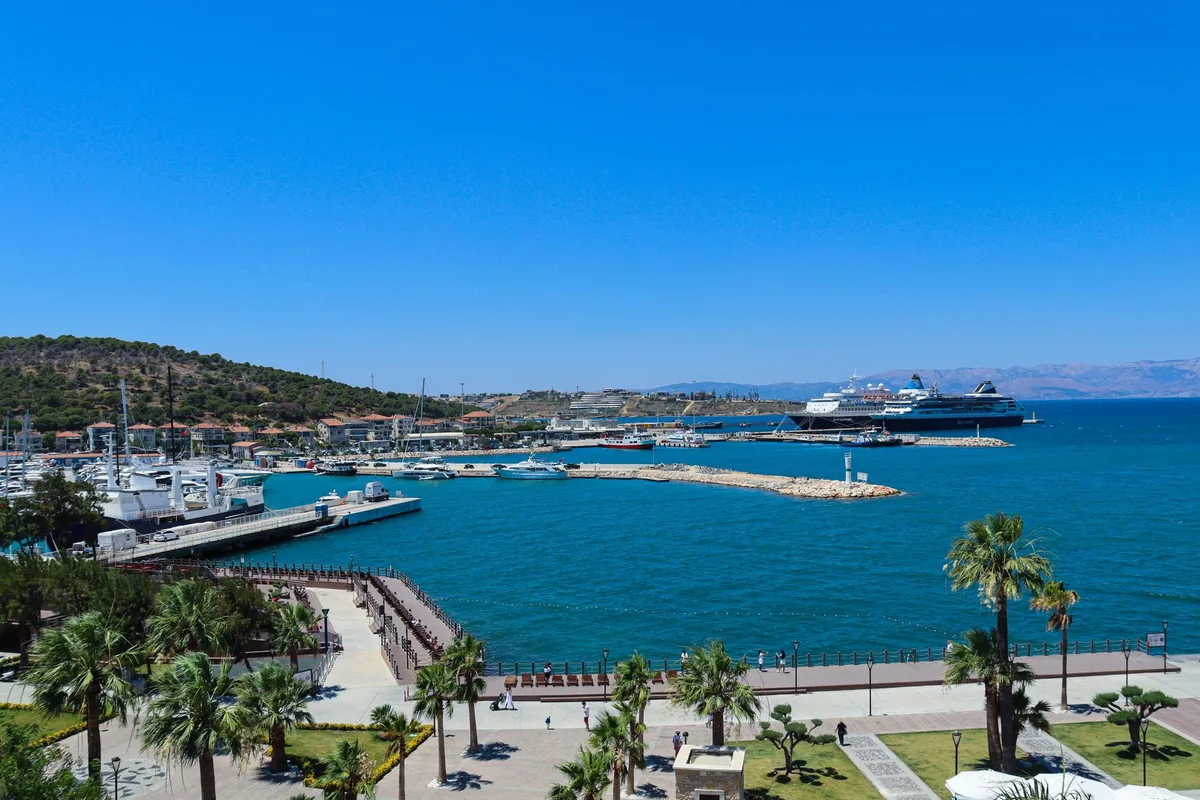 Cruise Ships, Piers, Resorts, Casinos Offer Coastal Fun