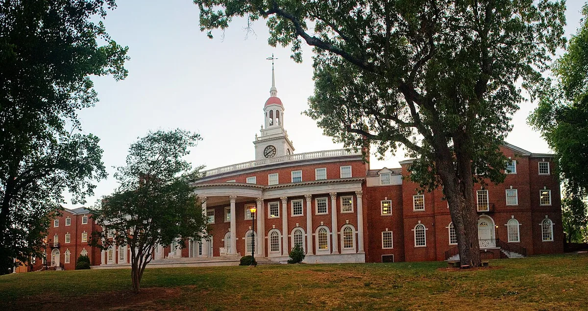 Mercer Plans Homecoming for Thousands in Macon