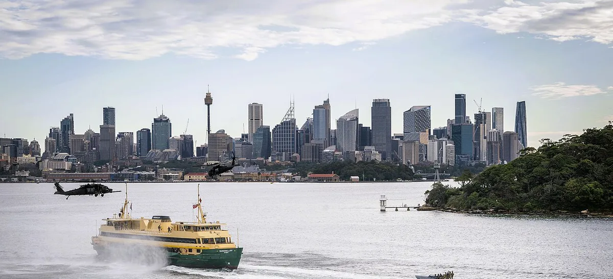 Australia Spending Flat, Fuel Surge Masks 0.3% Drop
