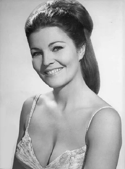 Claire Kelly
