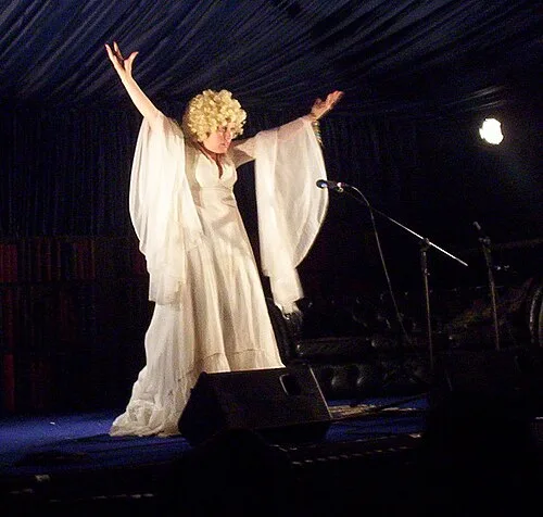 Jo Neary
