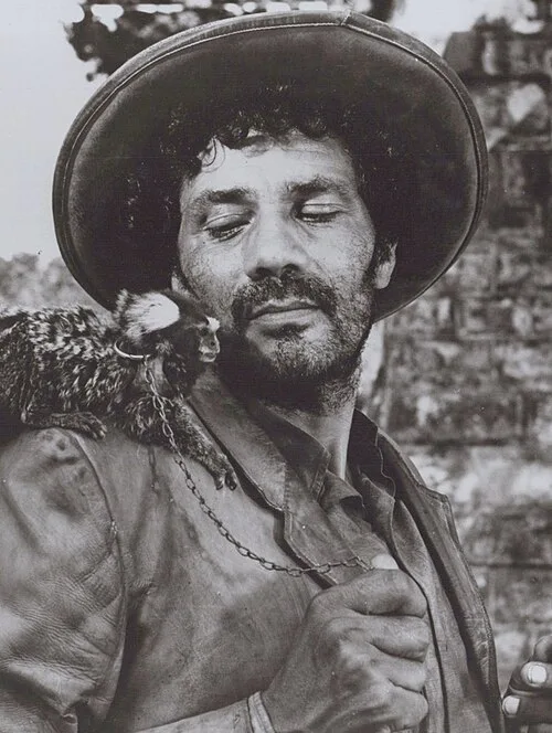 Enrique Lucero