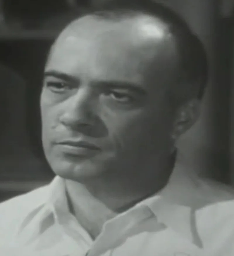 Edward Platt