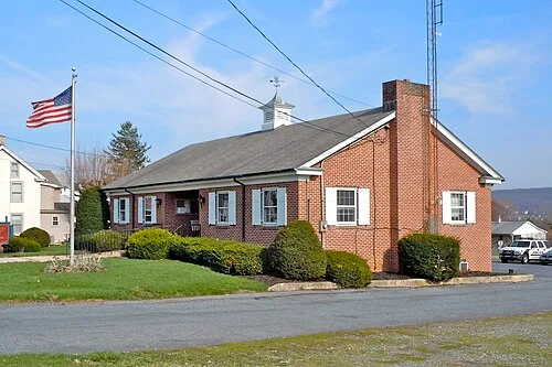 Caernarvon Township