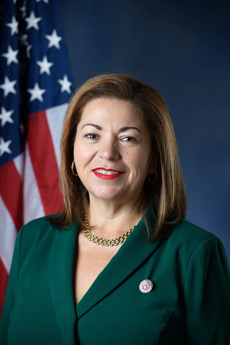 Linda T. Sánchez