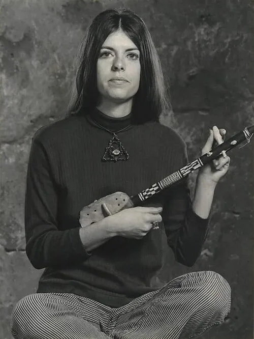 Leigh French