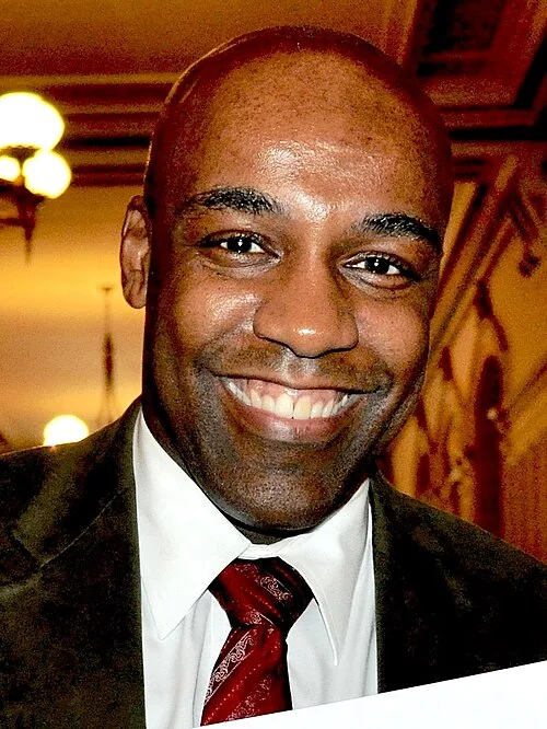 Kwame Raoul