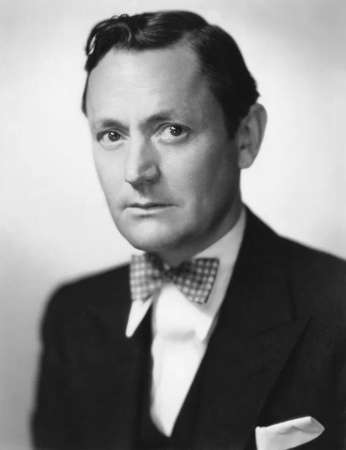 Roscoe Karns