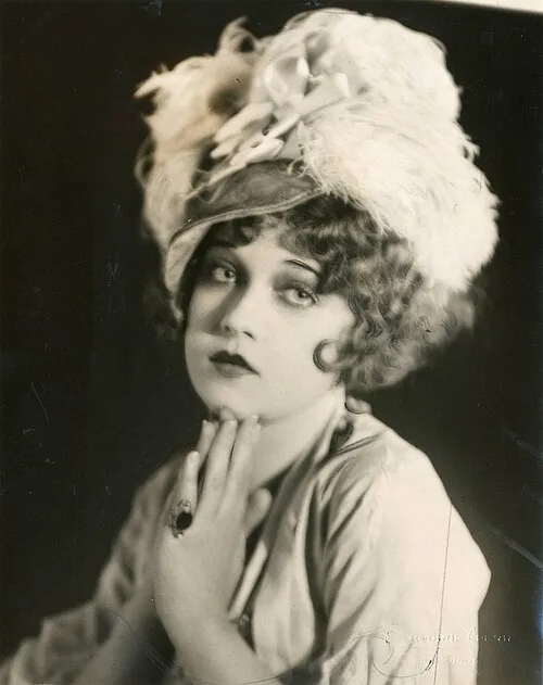 Florence Lee